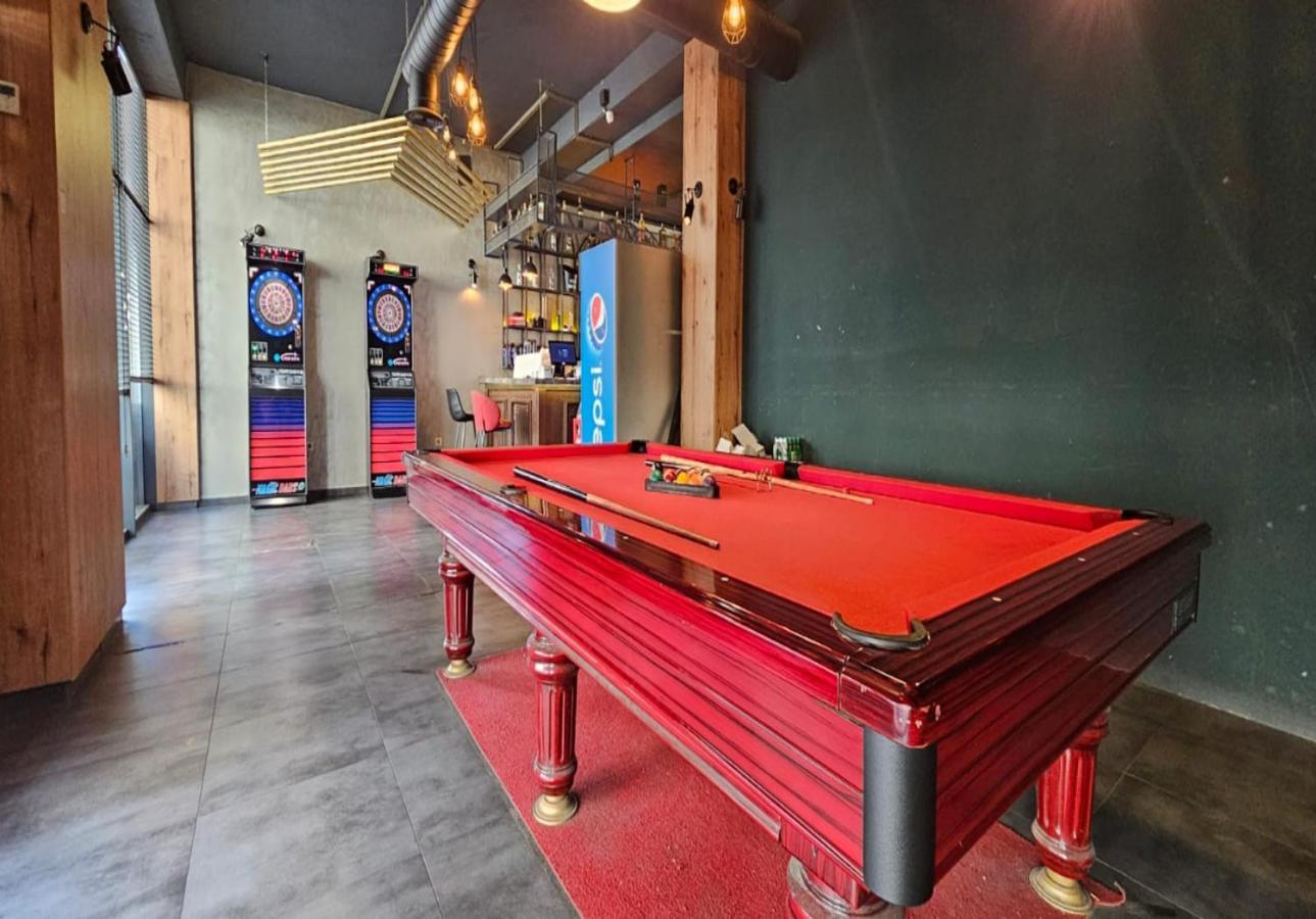 Superb 1 Bedroom In The Best Zone Of The City. Ferizaj Esterno foto